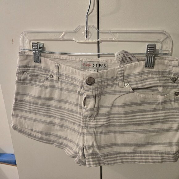 Guess shorts - Picture 1 of 3